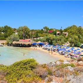 4 bedroom villa with pool close to beach on Akrotiri peninsula, sleeps 8